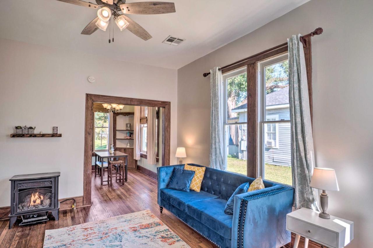 Lake Charles Cottage With Fireplace And Yard! Esterno foto