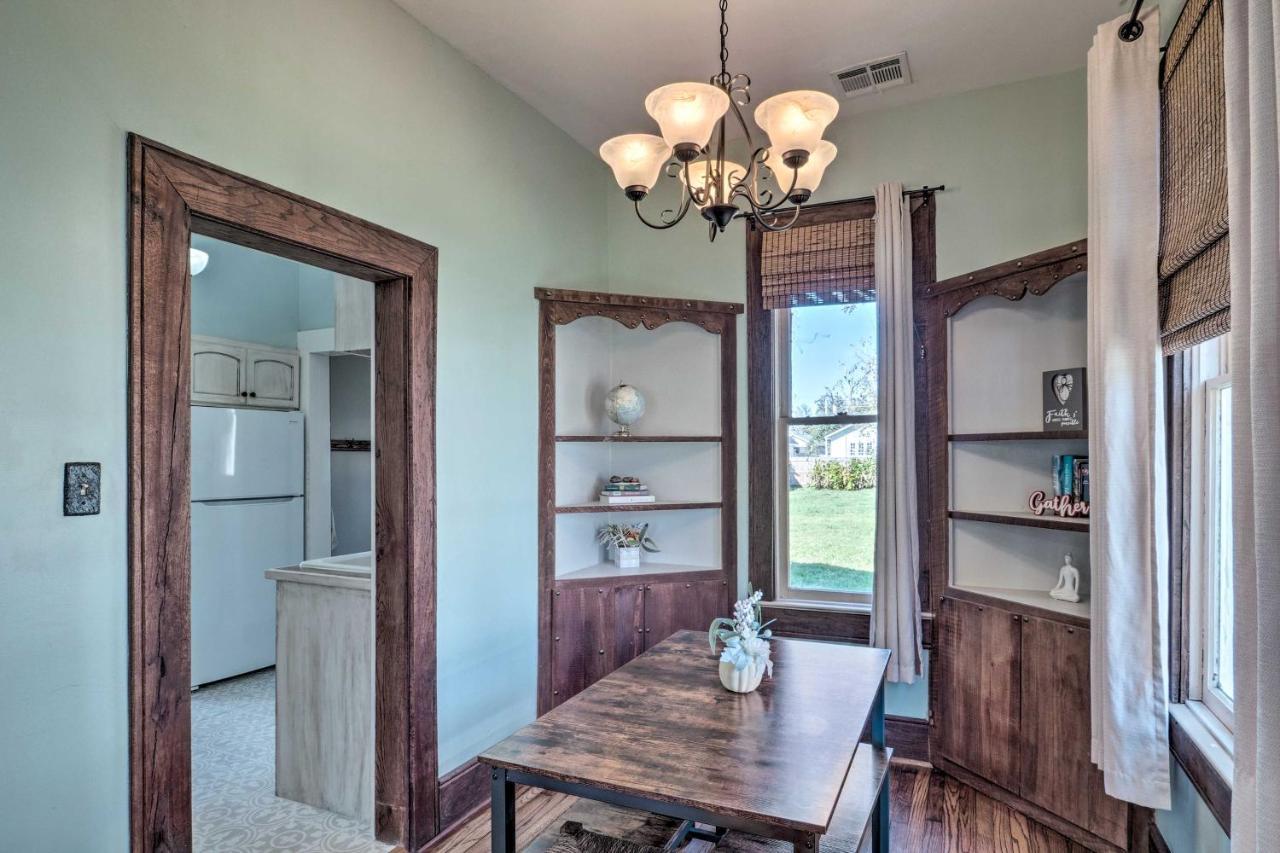 Lake Charles Cottage With Fireplace And Yard! Esterno foto